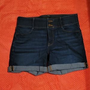Apt. 9 Denim shorts Size 8